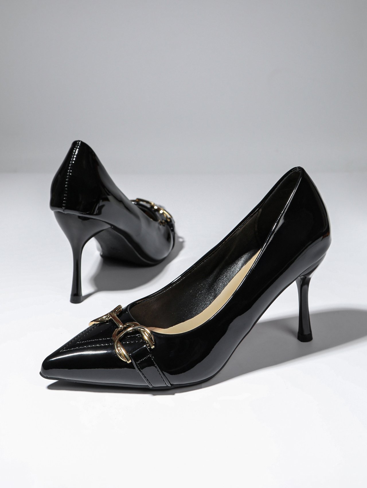 Elegant Sexy Patent Leather Nude High Heels For Women 2026 Spring Summer New Pointed Toe Low Cut Medium Stiletto Pumps - Image 2