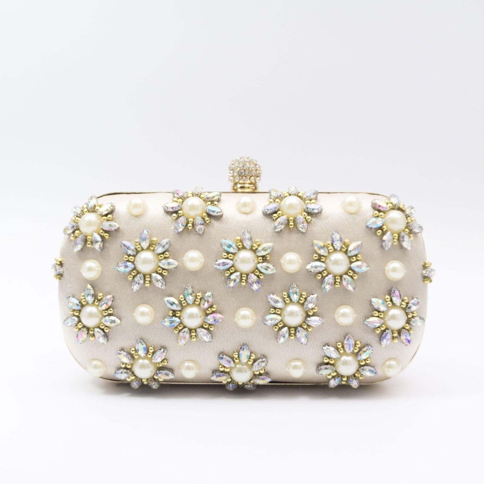 Pearl-Color Diamond Flower Evening Bag For Formal Wear - Image 4