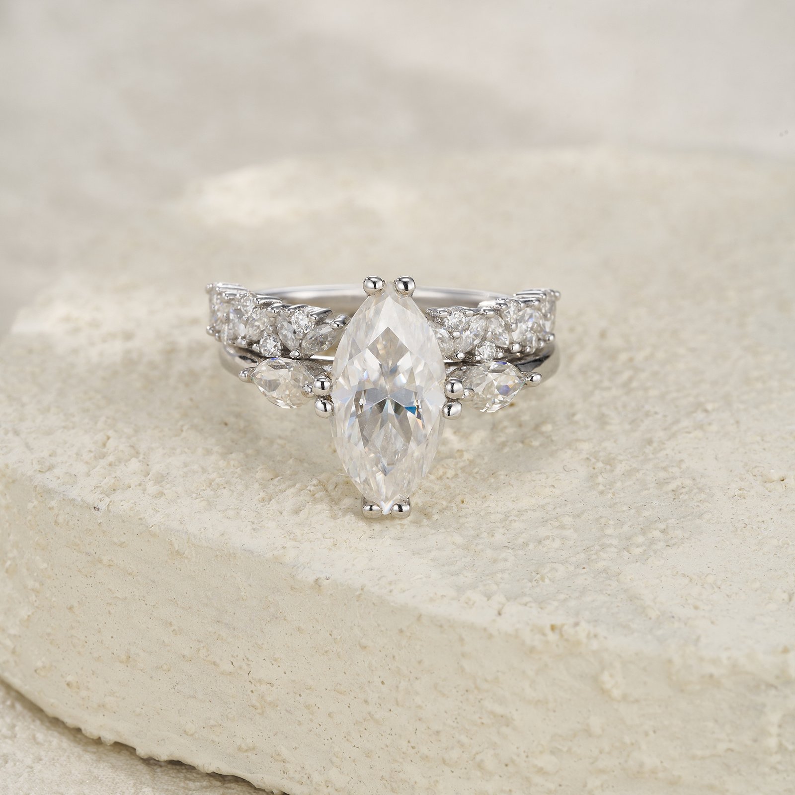 Engraved With Top-quality Moissanite, This Luxurious And Fashionable Minimalist Jewelry Set Features Exquisite Silver Accessories For Ladies. Made Of S925 Silver With Electroplated Platinum. - Image 4
