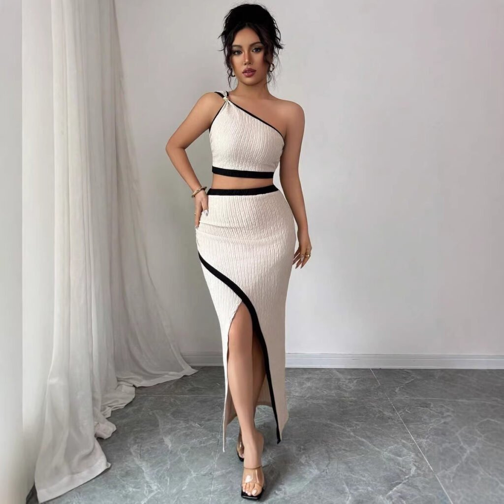 Sleeveless Off-shoulder Color-block Camisole And Skirt Set