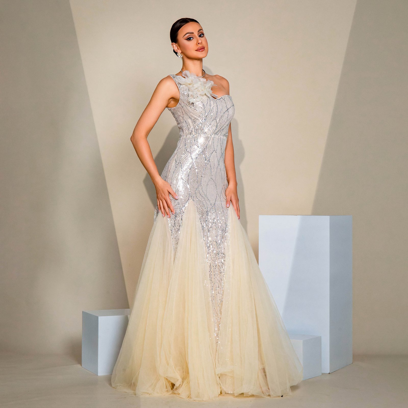 One-shoulder Diagonal Collar Slim-fit Sheath Sequined Slit Evening Dress - Image 5